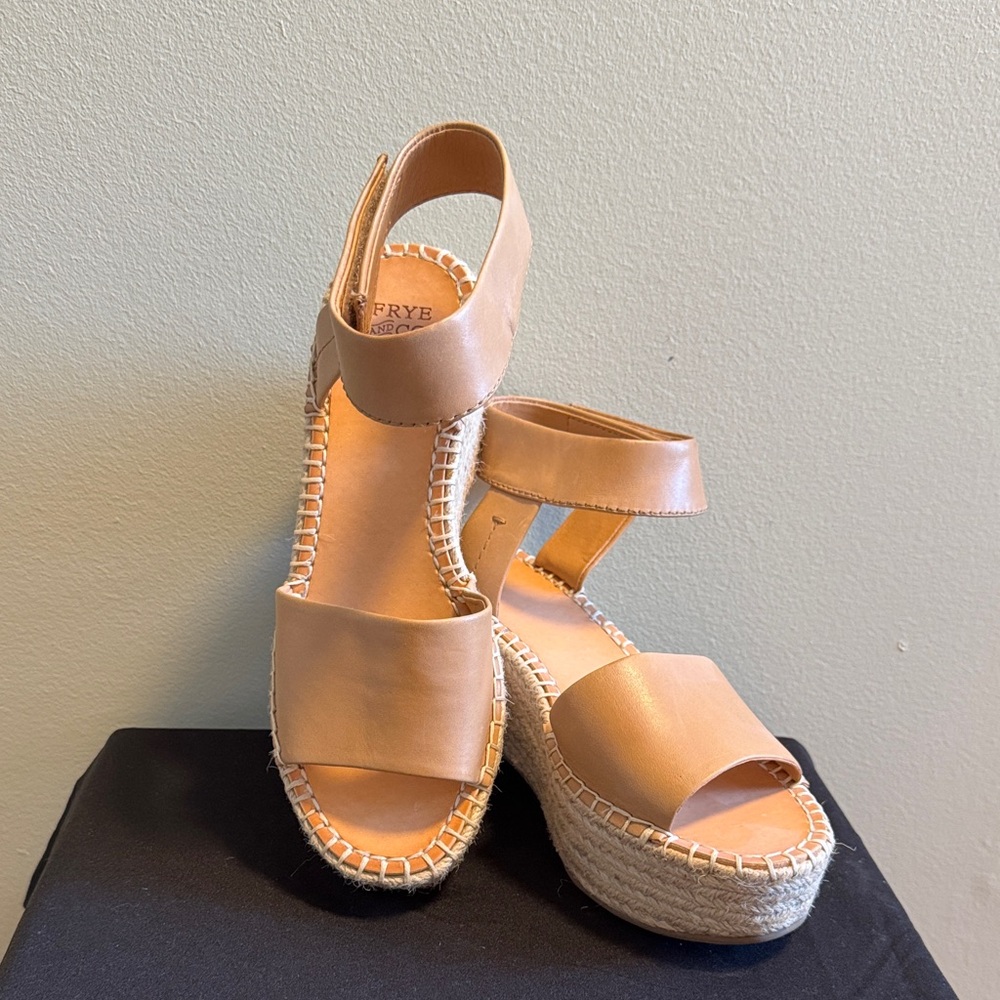 NEW Frye Women's Light Brown Espadrille Wedges